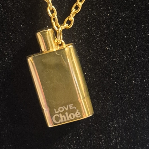 NEW Chloe Necklace. - Picture 2 of 5